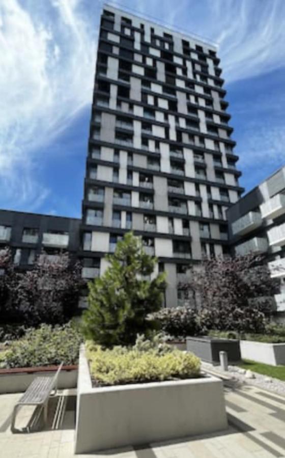 Residence Garden Tower S Balkonem, Garaz ปราก ภายนอก รูปภาพ